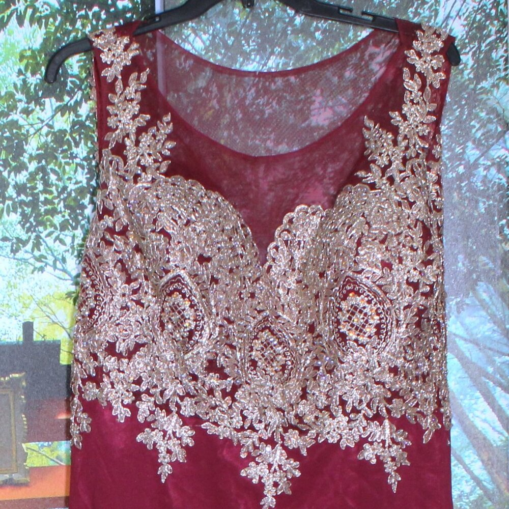 COCKTAIL DRESS PLUS DARK CRANBERRY / GOLD (MOTHER OF BRIDE) 26